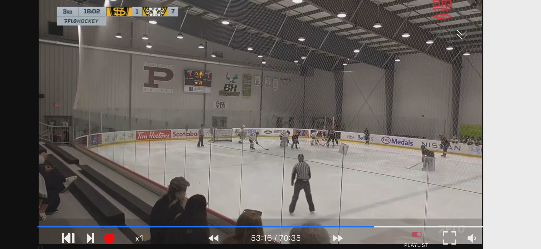 Wyatt Wentworth's Key Block: Defensive Play Against Shawinigan Lake