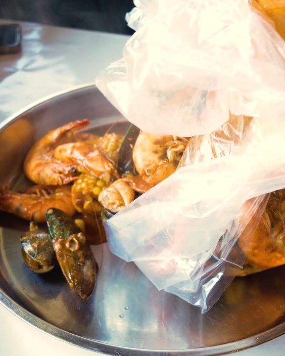 Cajun Crack'n - Seafood Near Me - Milpitas, California