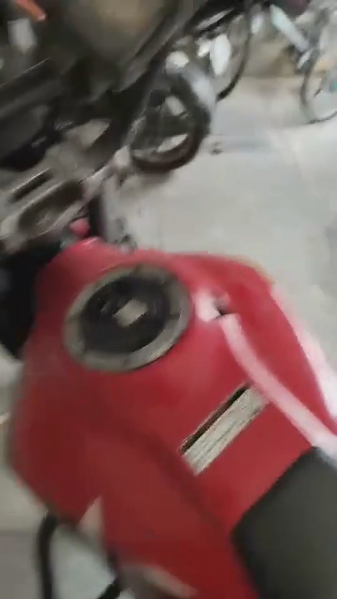 Walk-around video thumbnail