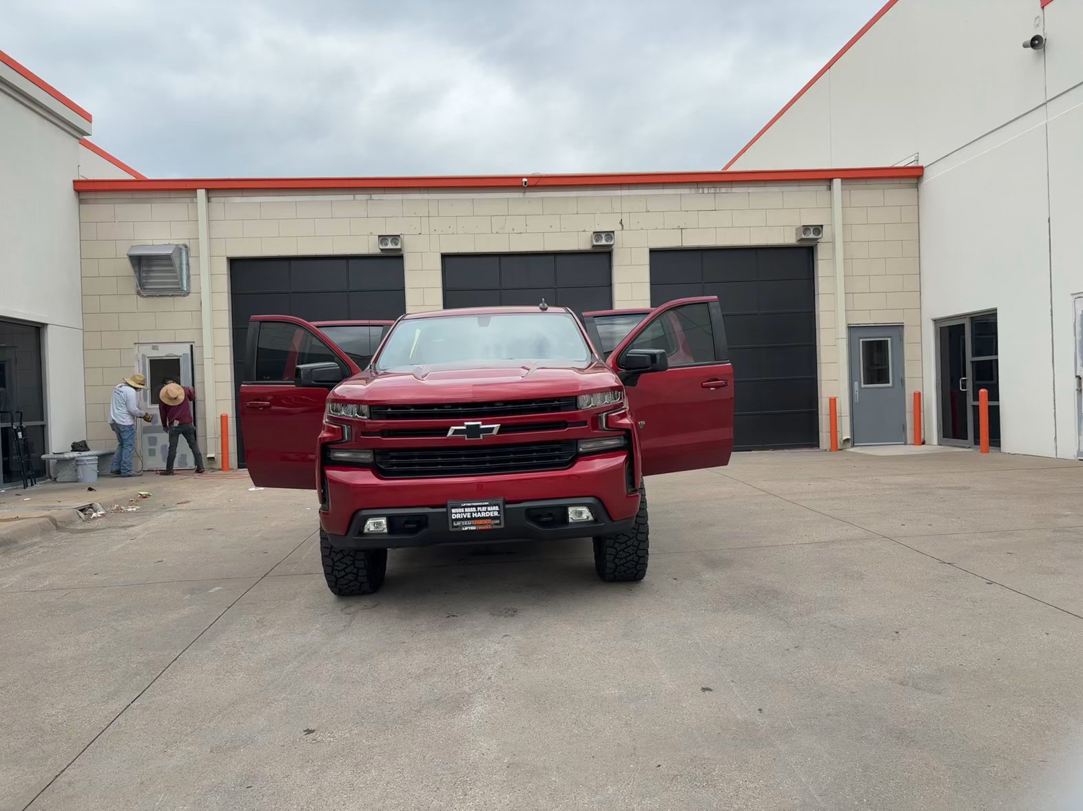 Lifted Trucks - #TX10428 - 2020 Chevrolet Silverado 1500 RST Crew Cab