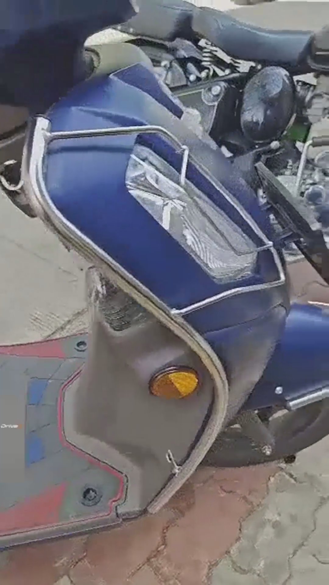 Walk-around video thumbnail