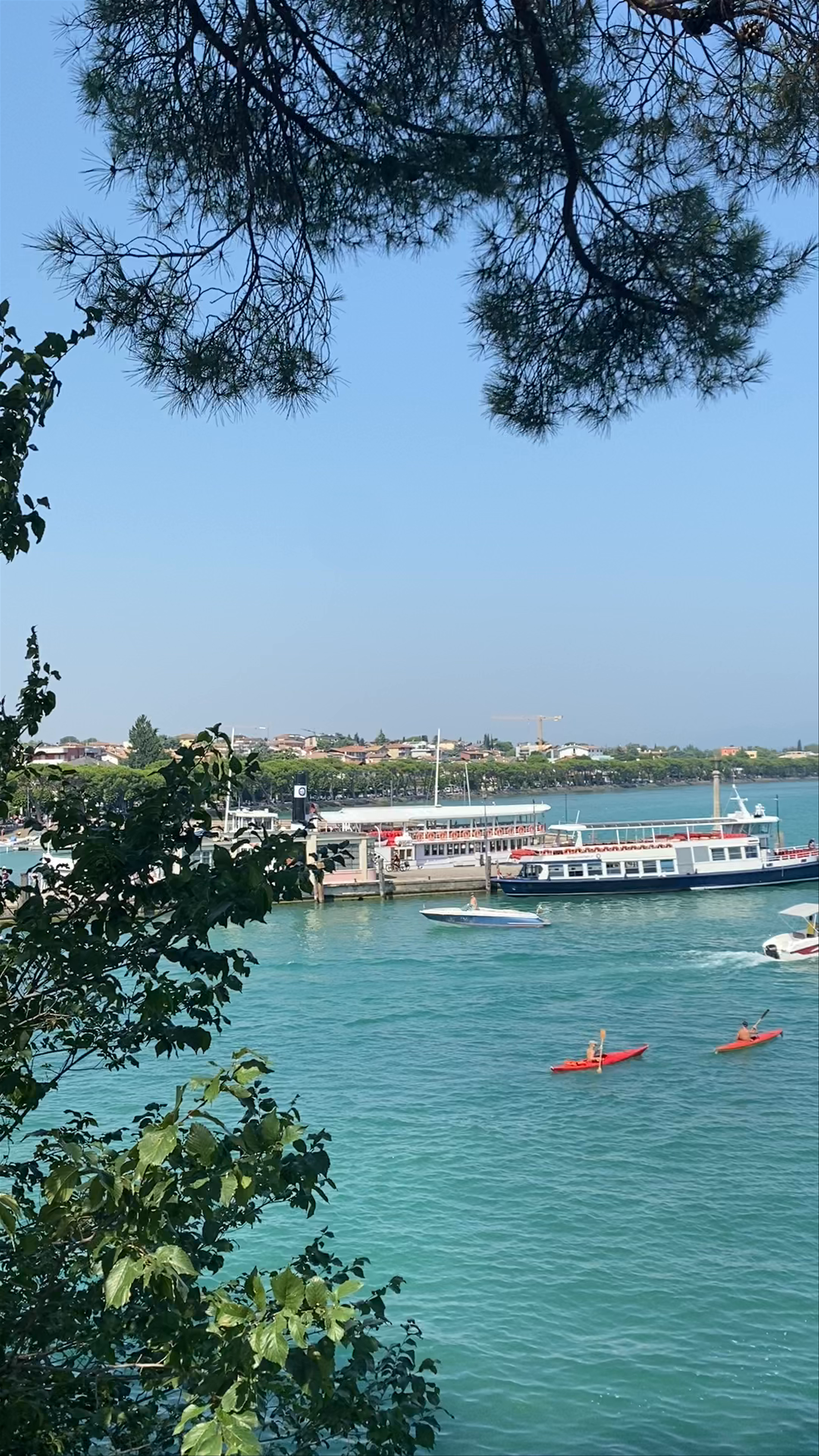Serene Lakeside Views at Via Venezia, Peschiera del Garda