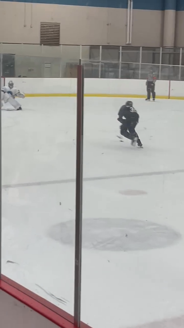 Adrian Williams Jr: Bar Down Shootout Goal for Chicago Phantoms 15U AAA
