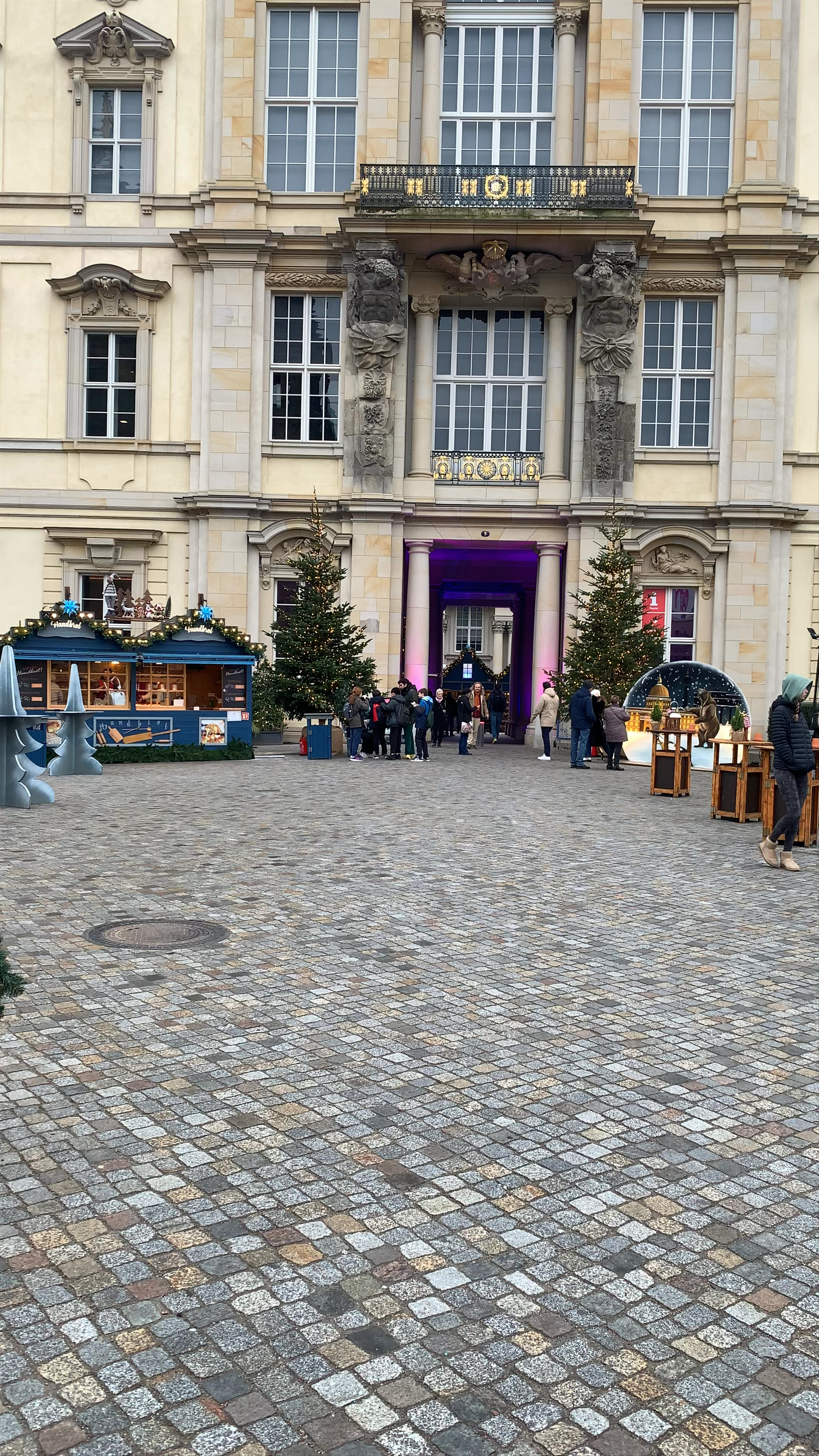 Berliner Weihnachtszeit Weihnachtsmarkt am Roten Rathaus