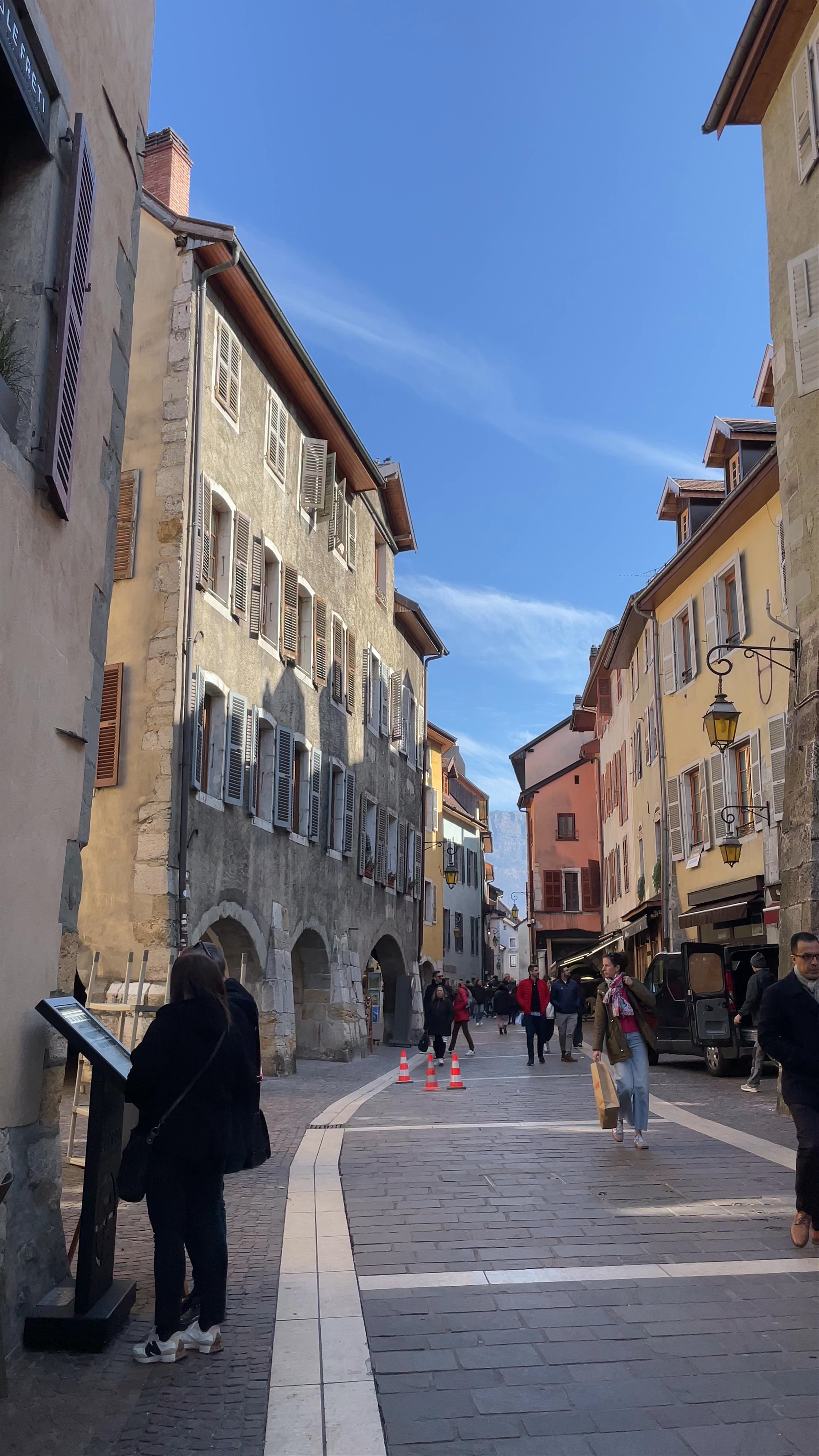 Exploring Palais de l'Île Alley in Annecy, France