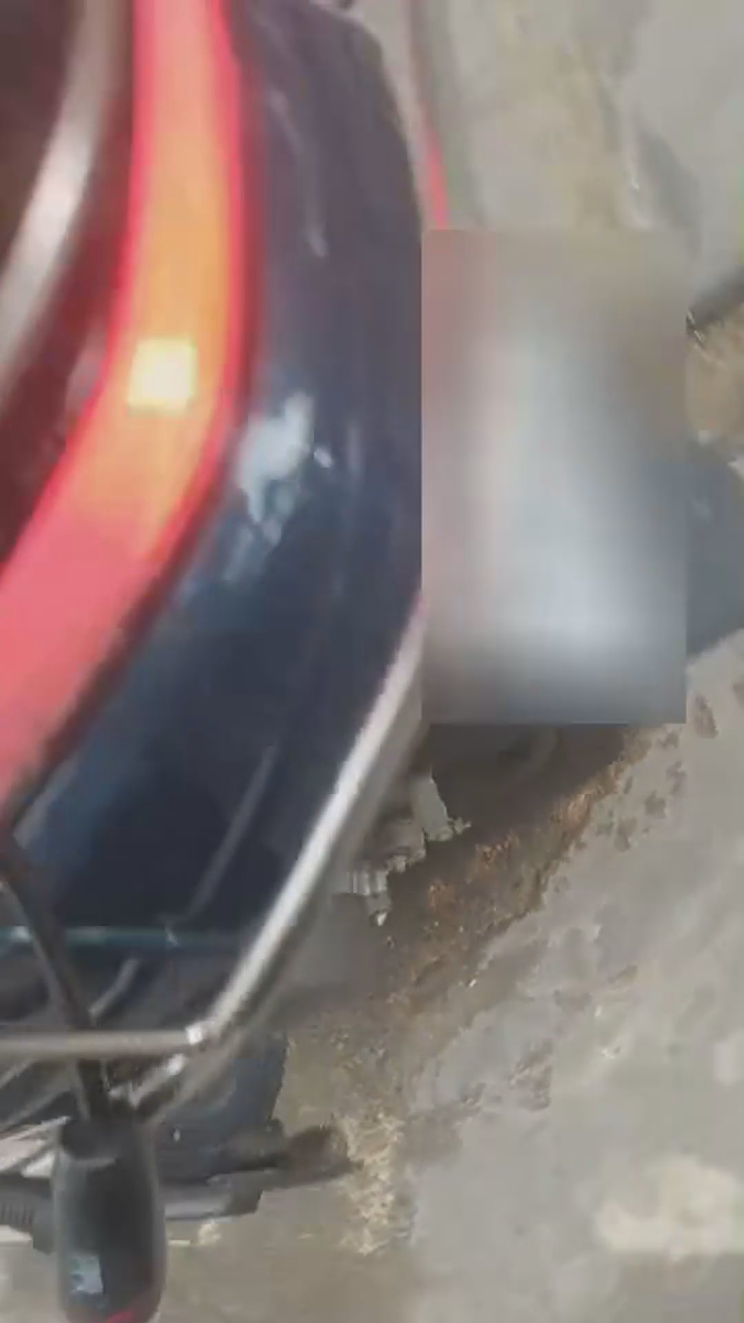 Walk-around video thumbnail
