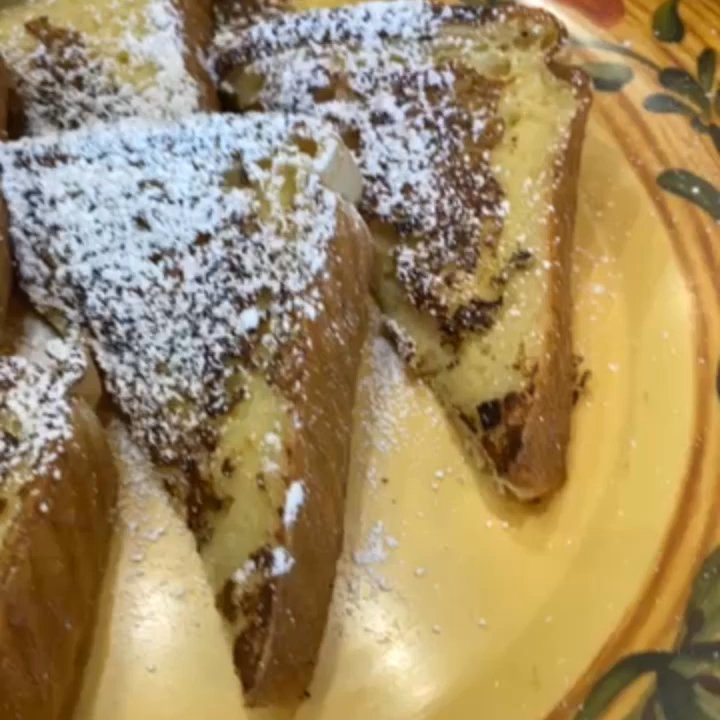 The Egg Cafe & Eatery - Cafes Near Me - Tallahassee, Florida
