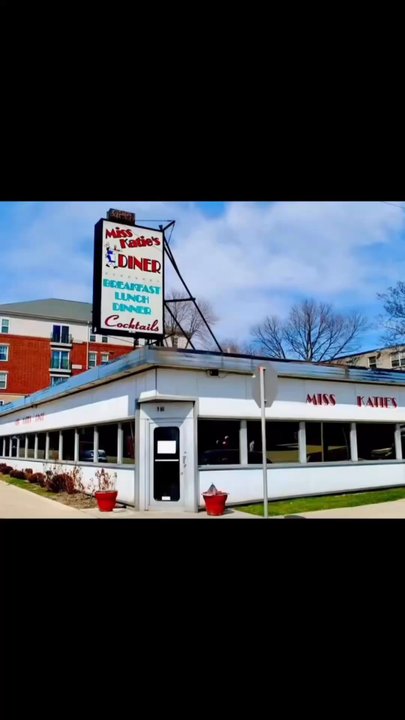 Miss Katie's Diner - American Near Me - Milwaukee, Wisconsin