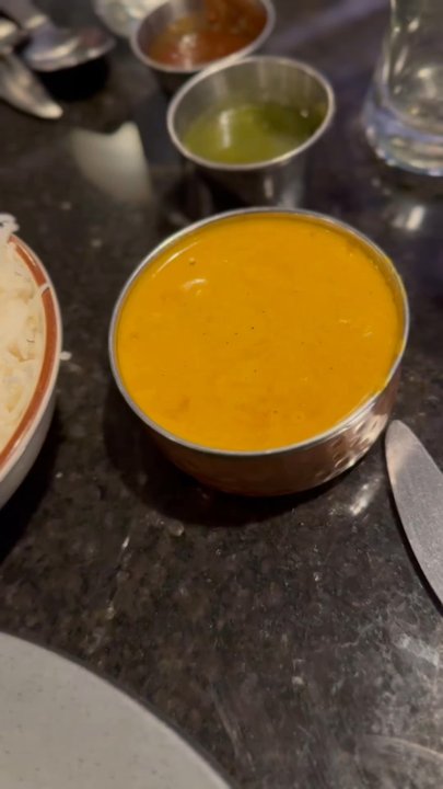 Kinaara - Thali, Butter Chicken, and Garlic Naan - Indian Near Me - Omaha, Nebraska