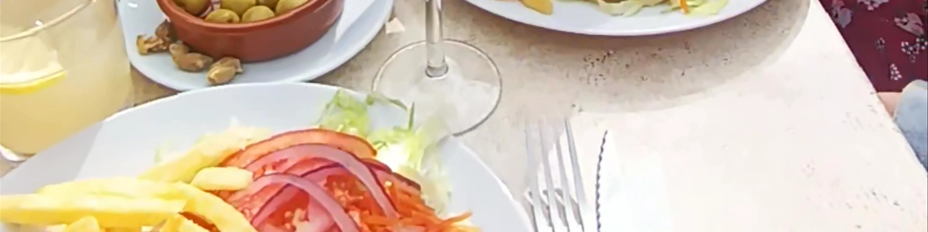 Plaça Cartoixa Cafeteria Ca'n Molinas (Antic Bar Es Til·lers)