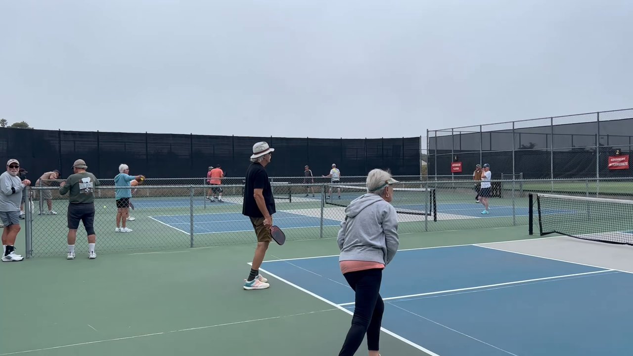 Del Mar Park - The wonderful community players at Del Mar Park. - Parks Near Me - Morro Bay, California
