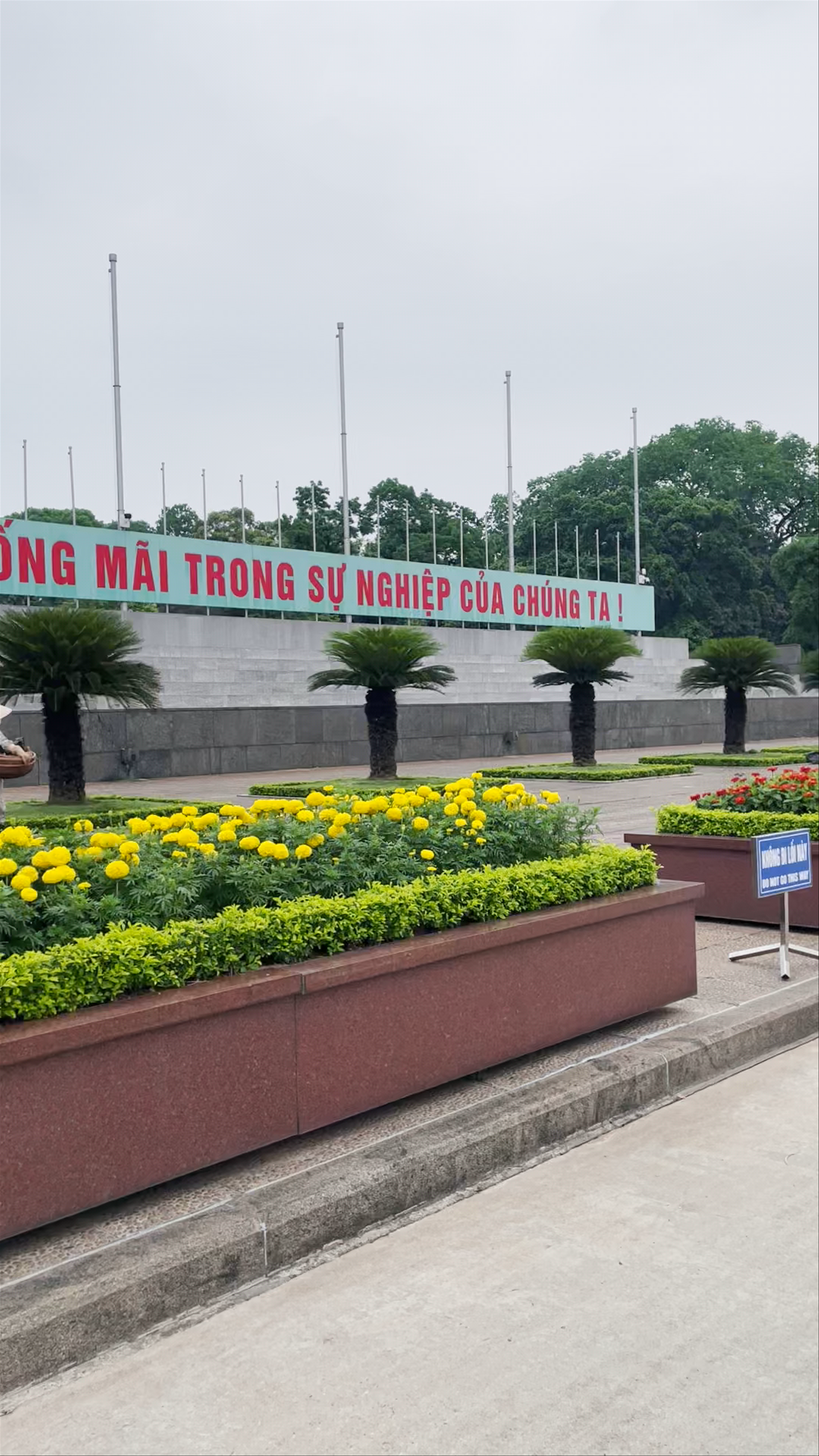 Ho Chi Minh Mausoleum: Majestic Tribute in Hanoi