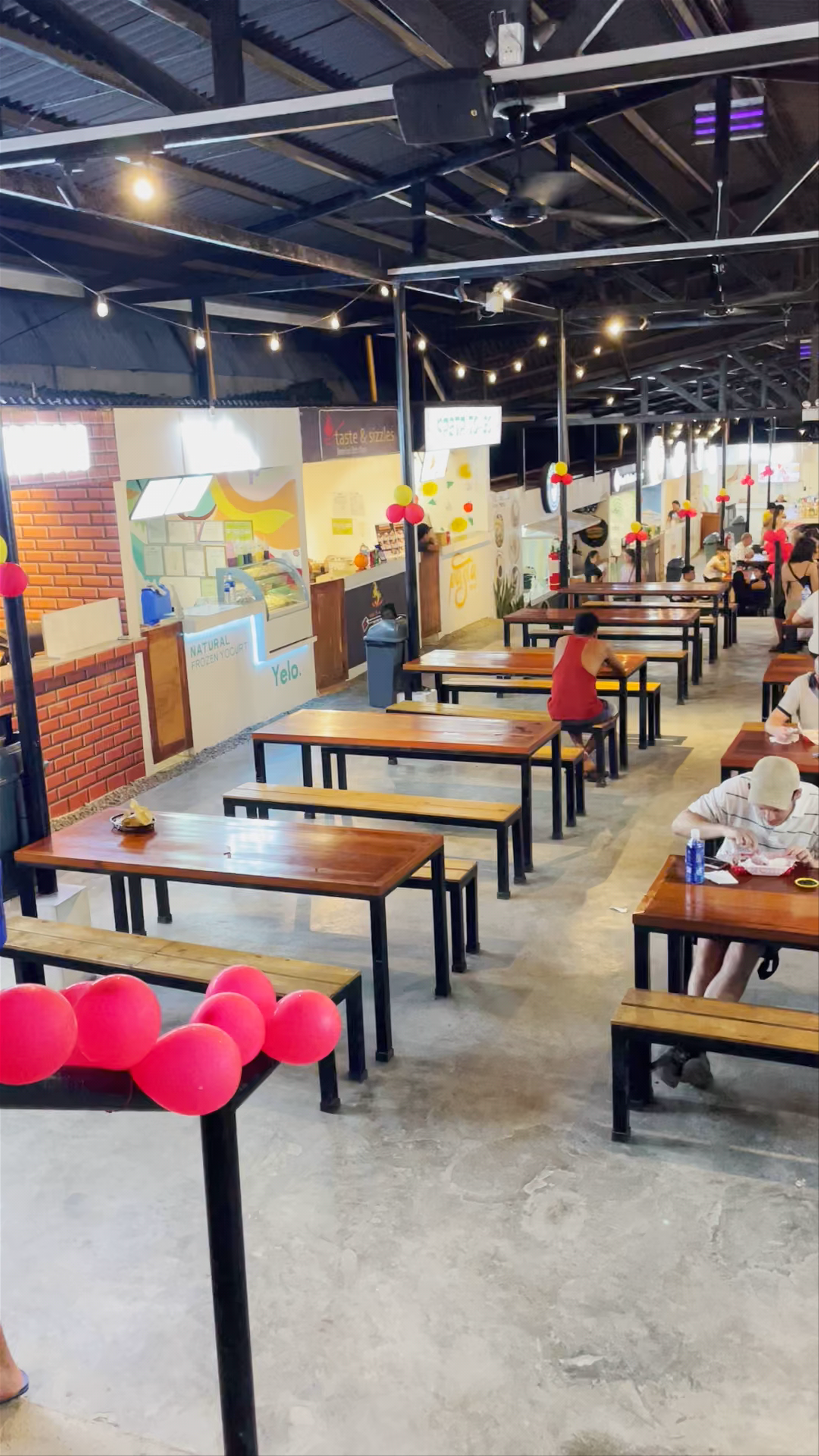 Filipino Food Moalboal (El Mercado) - A Vibrant Taste Hub on Panagsama Road
