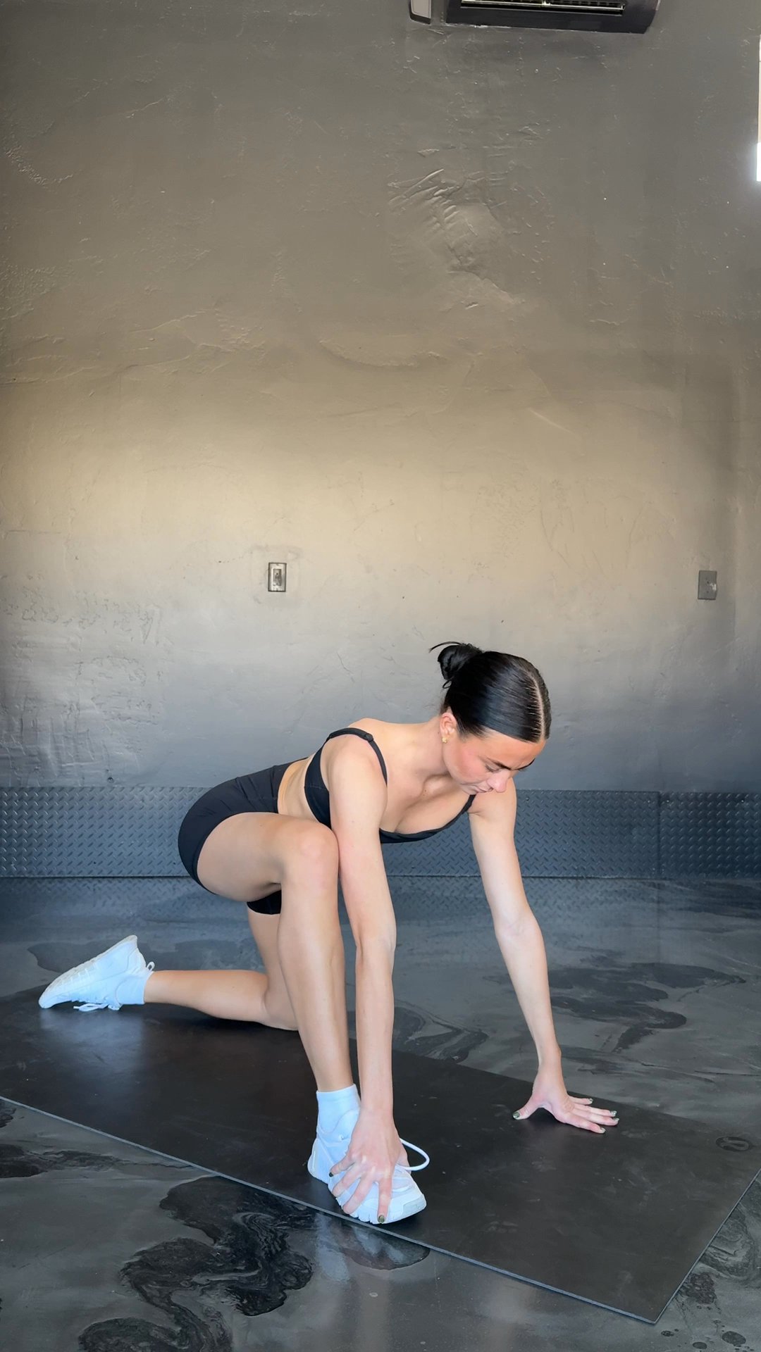 2/19: REST/OPTIONAL CARDIO/CORE GYM