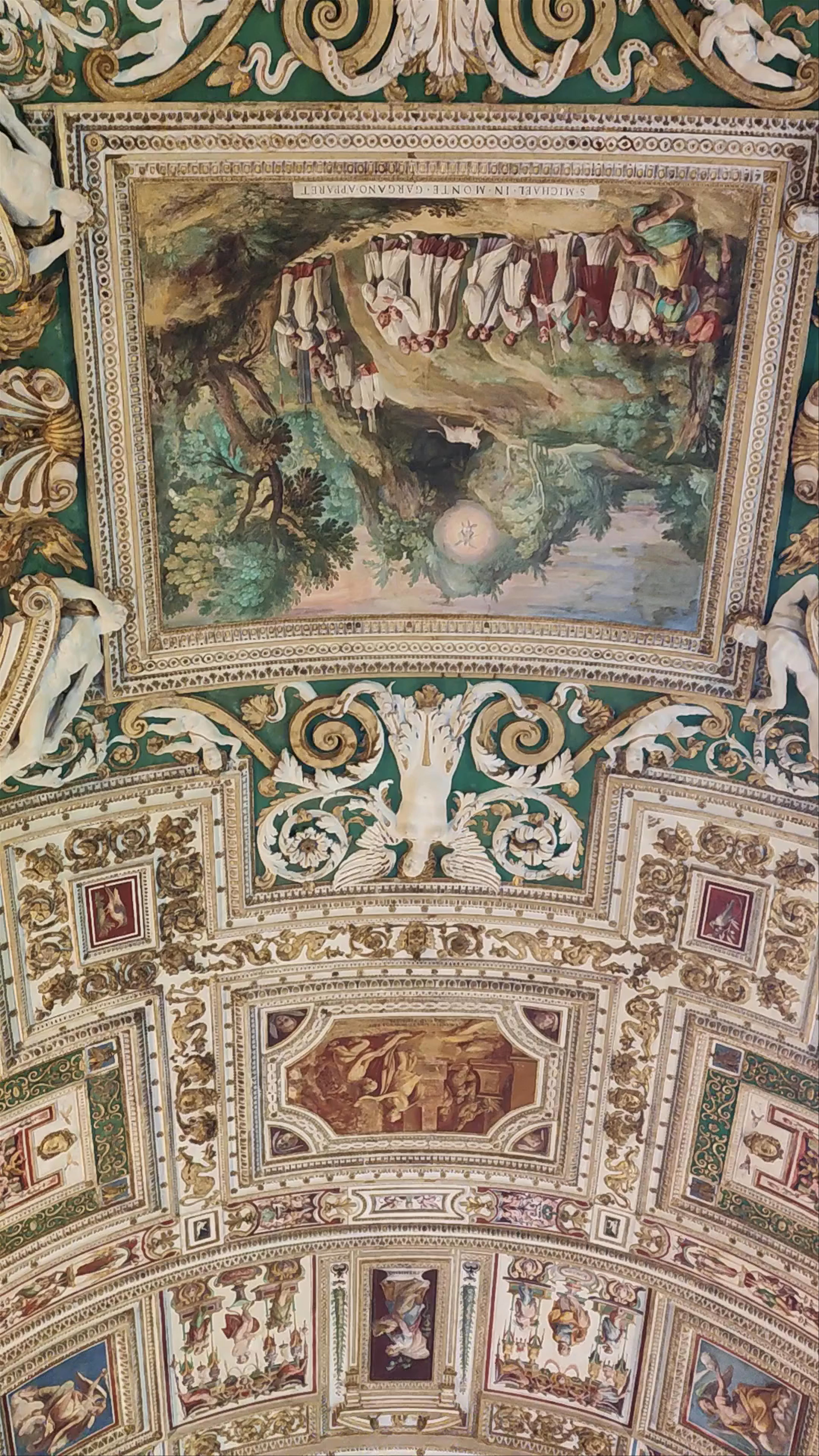 Gallery of Maps: Majestic Renaissance Art in Vatican City