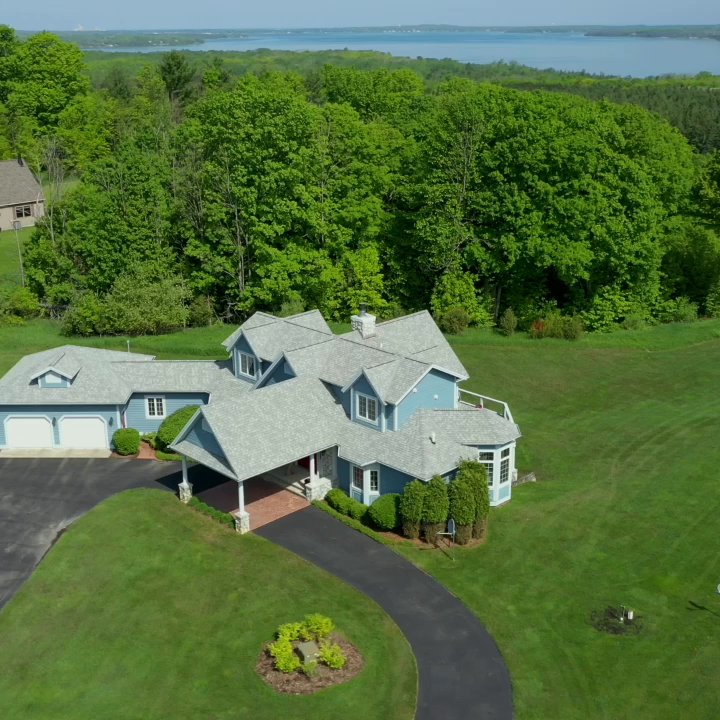 Jamie Woodall - Real Estate Agents Near Me - Petoskey, Michigan