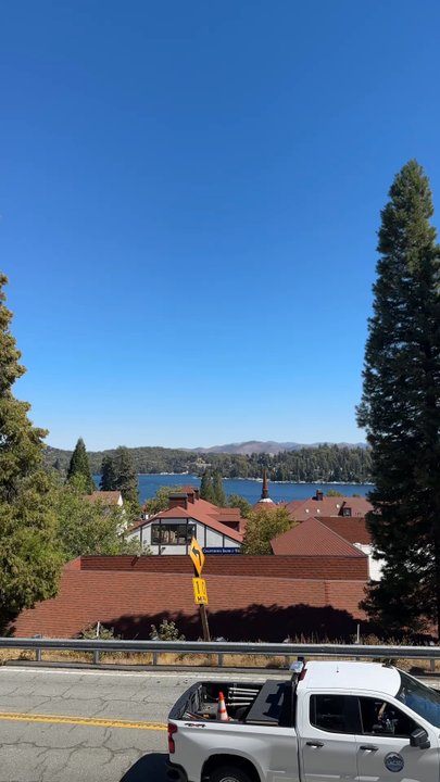 Arrowhead Lake Inn - Resorts Near Me - Lake Arrowhead, California