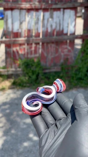 Preview pic of Niko Cray chillum
