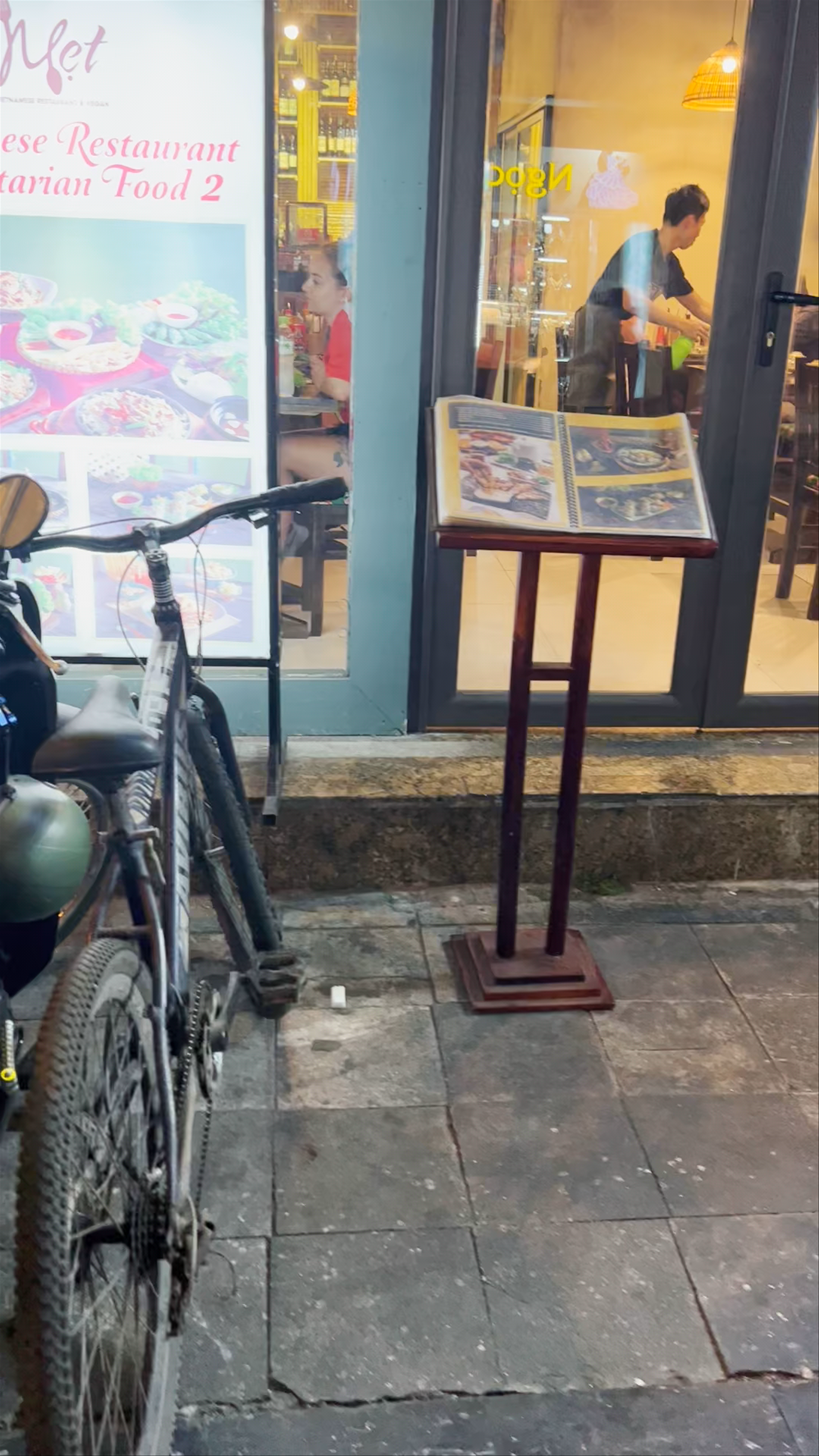 MẸT Vietnamese Vegetarian Dining Experience in Hanoi