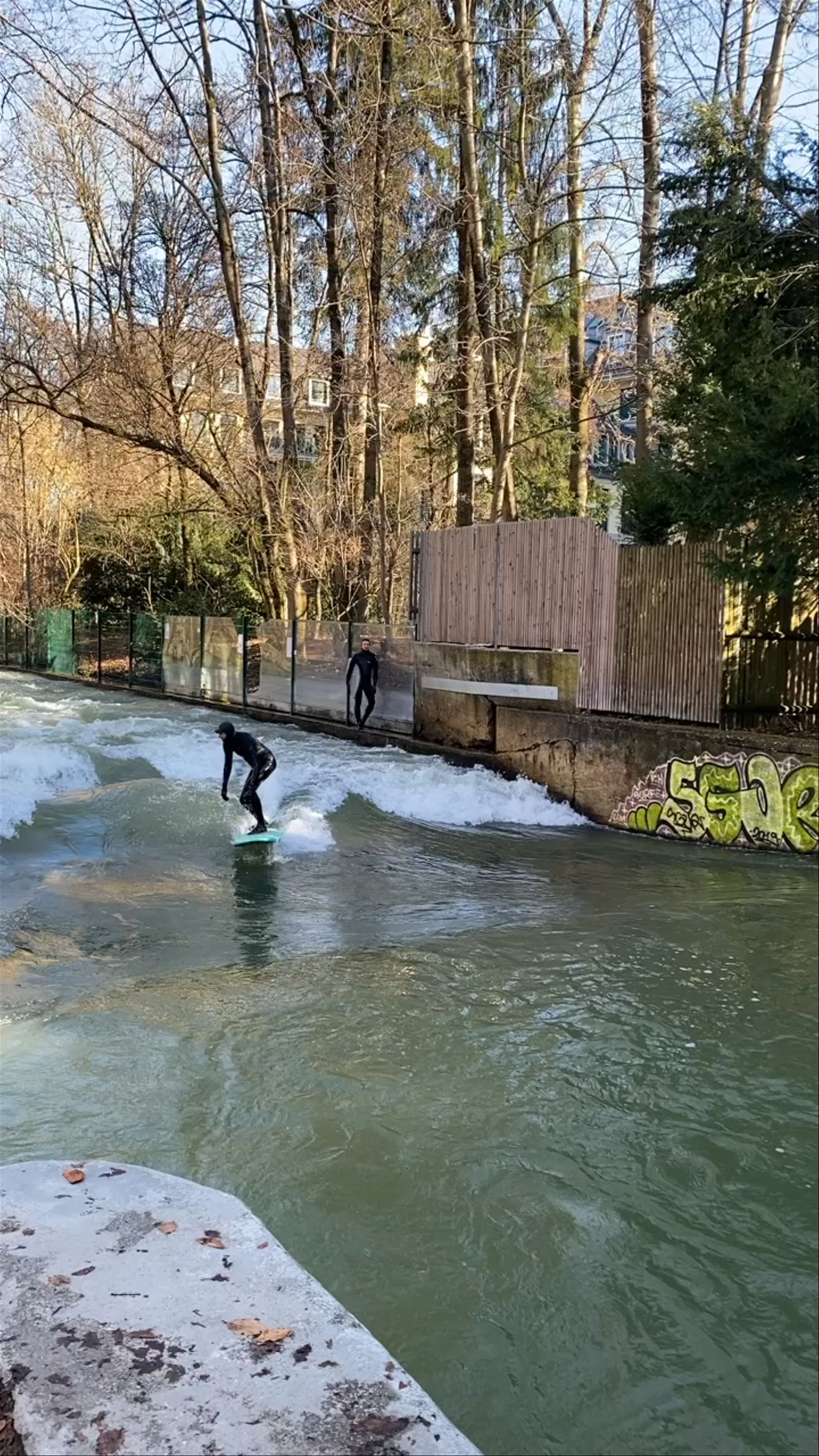 Eisbachwelle River - River Surfing 