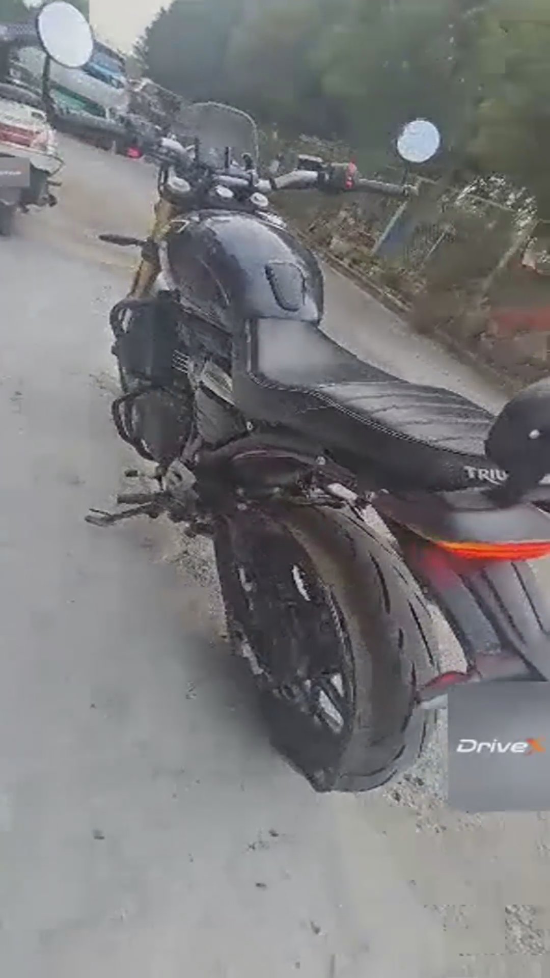 Walk-around video thumbnail