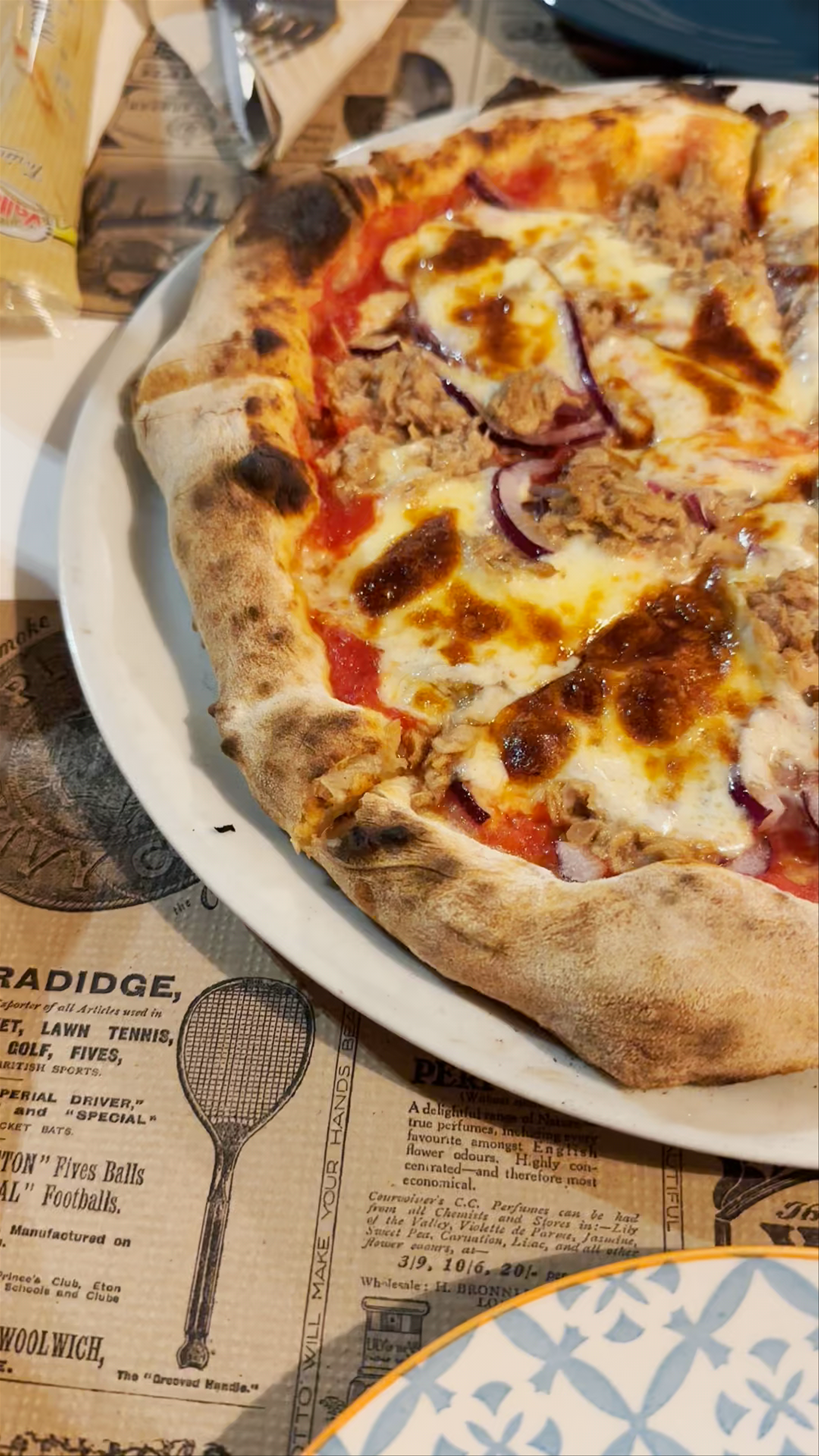 Authentic Italian Pizza Experience at Pizzería Peperone in Corralejo, Spain
