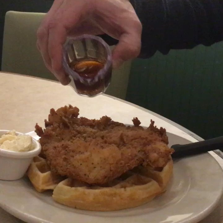 Hyde Park Bar & Grill Central - CHICKEN & WAFFLES - American Near Me - Austin, Texas