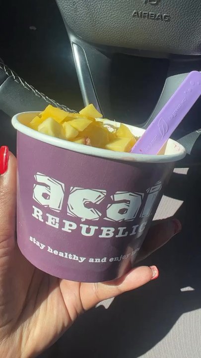 Acai Republic - They have wonderful acai bowls! The fruit is always sweet and the customer is greats - Acai Bowls Near Me - Orange, California