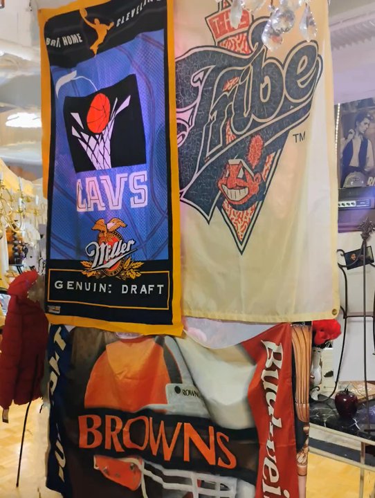 5th Street Underground - #brownsbanner #budweiserbanner - Used, Vintage & Consignment Near Me - Cleveland, Ohio