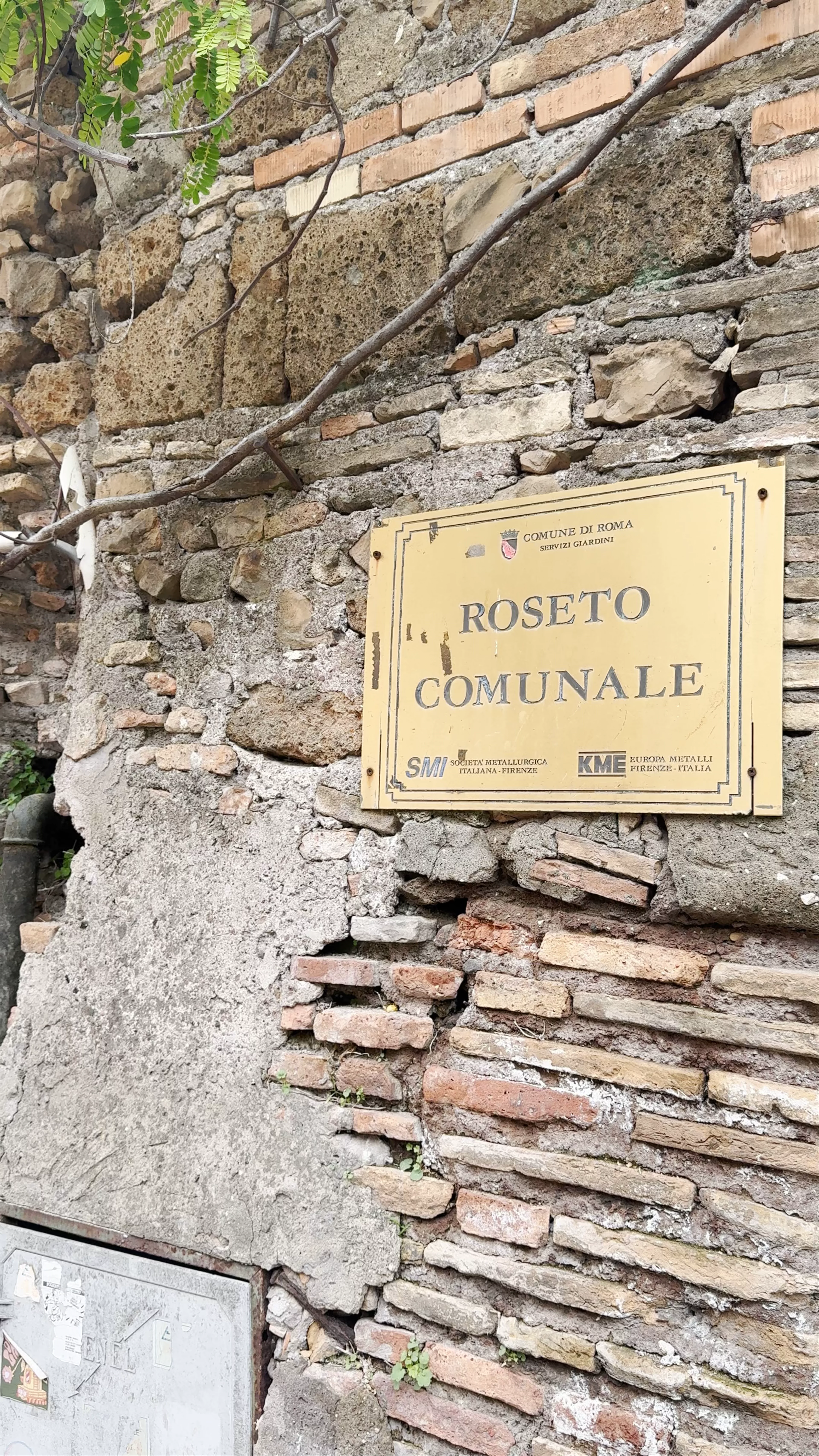 Roseto Comunale, Via di Valle Murcia