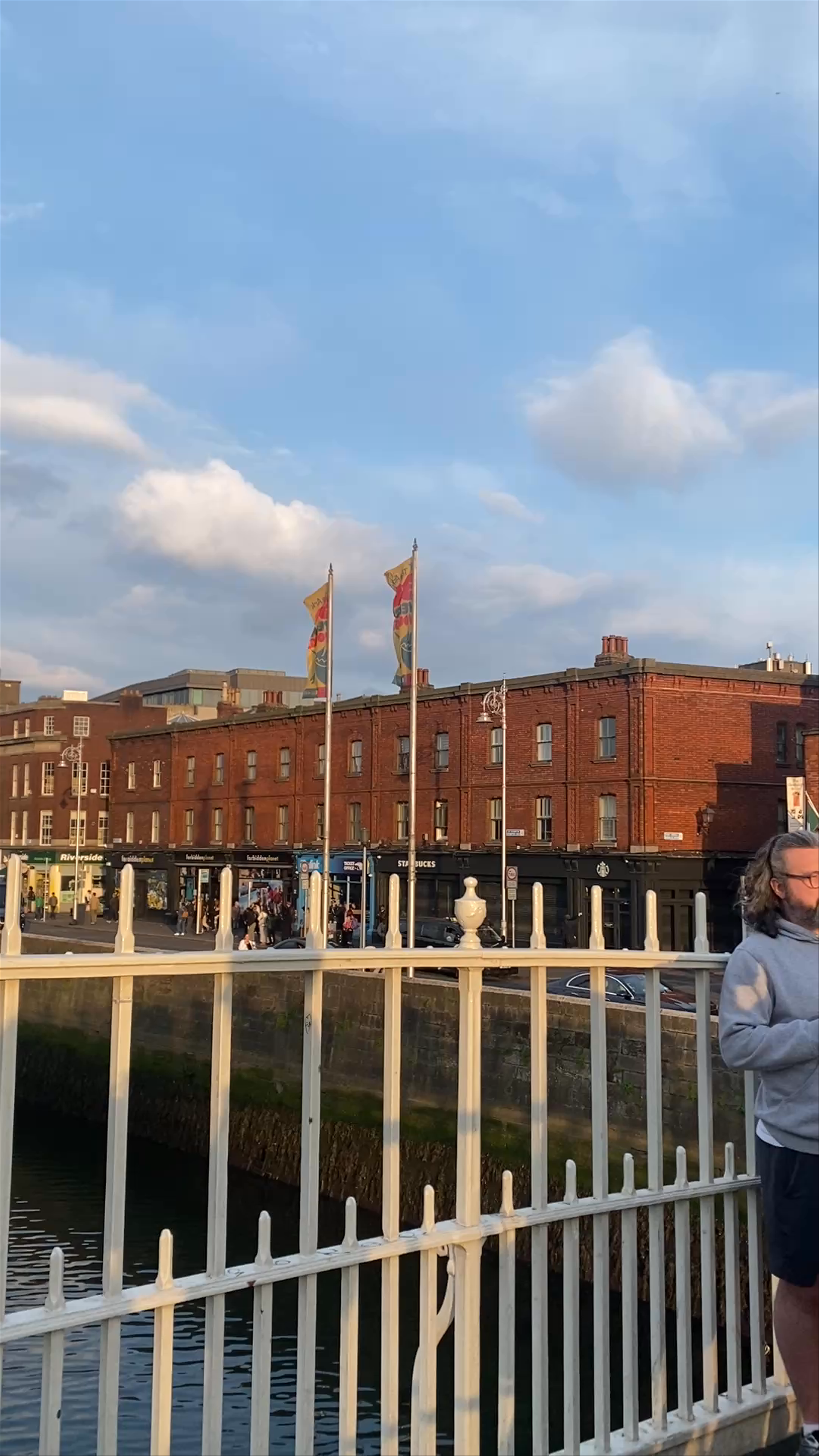 Ha'penny Bridge: Iconic Dublin Walk at Sunset