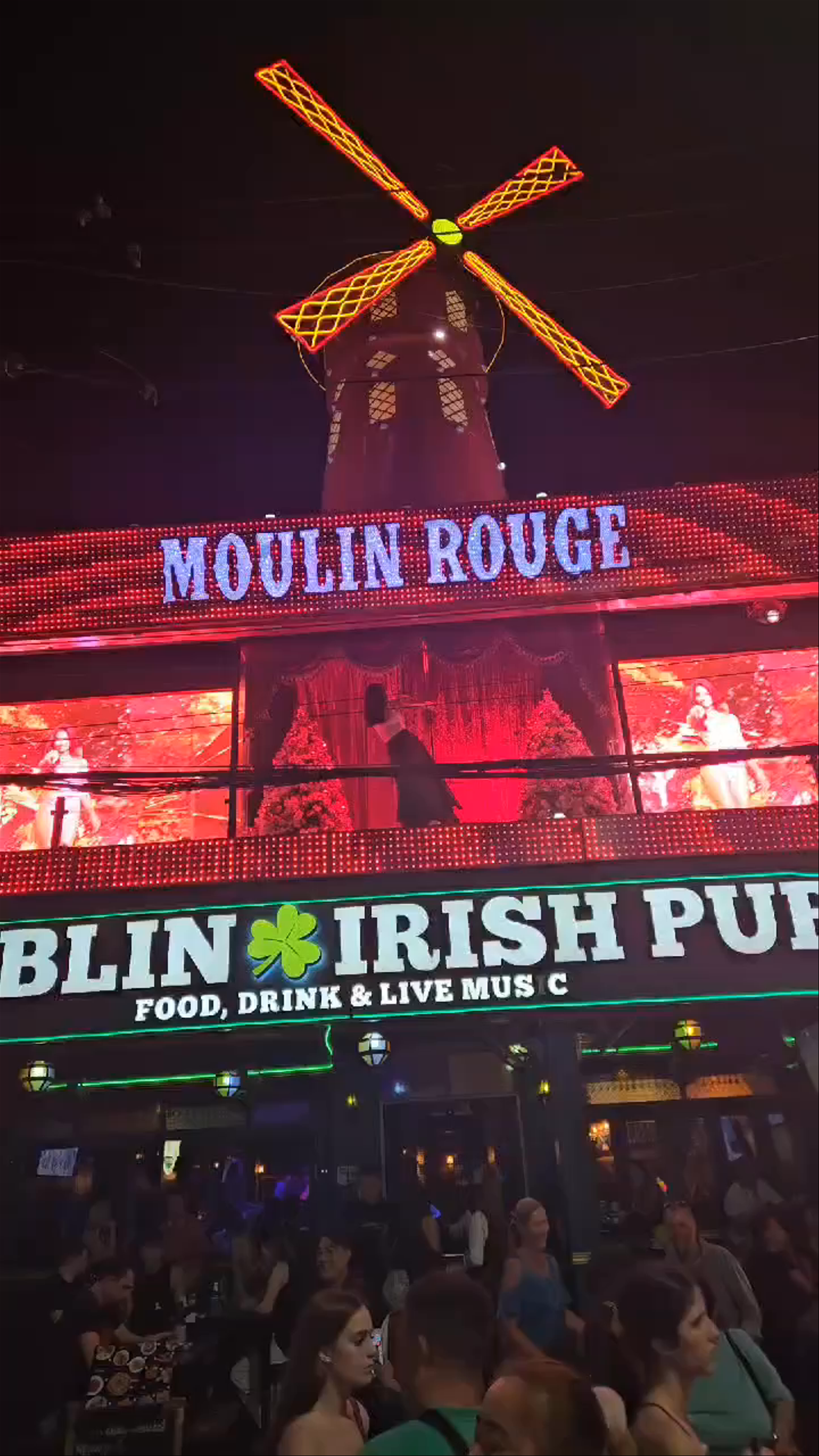 Dublin Irish Pub Phuket: Nightlife & Neon Vibes on Bangla Road