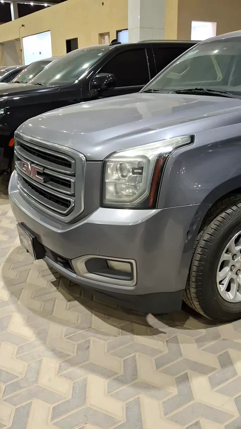 GMC Yukon SLE XL 2019