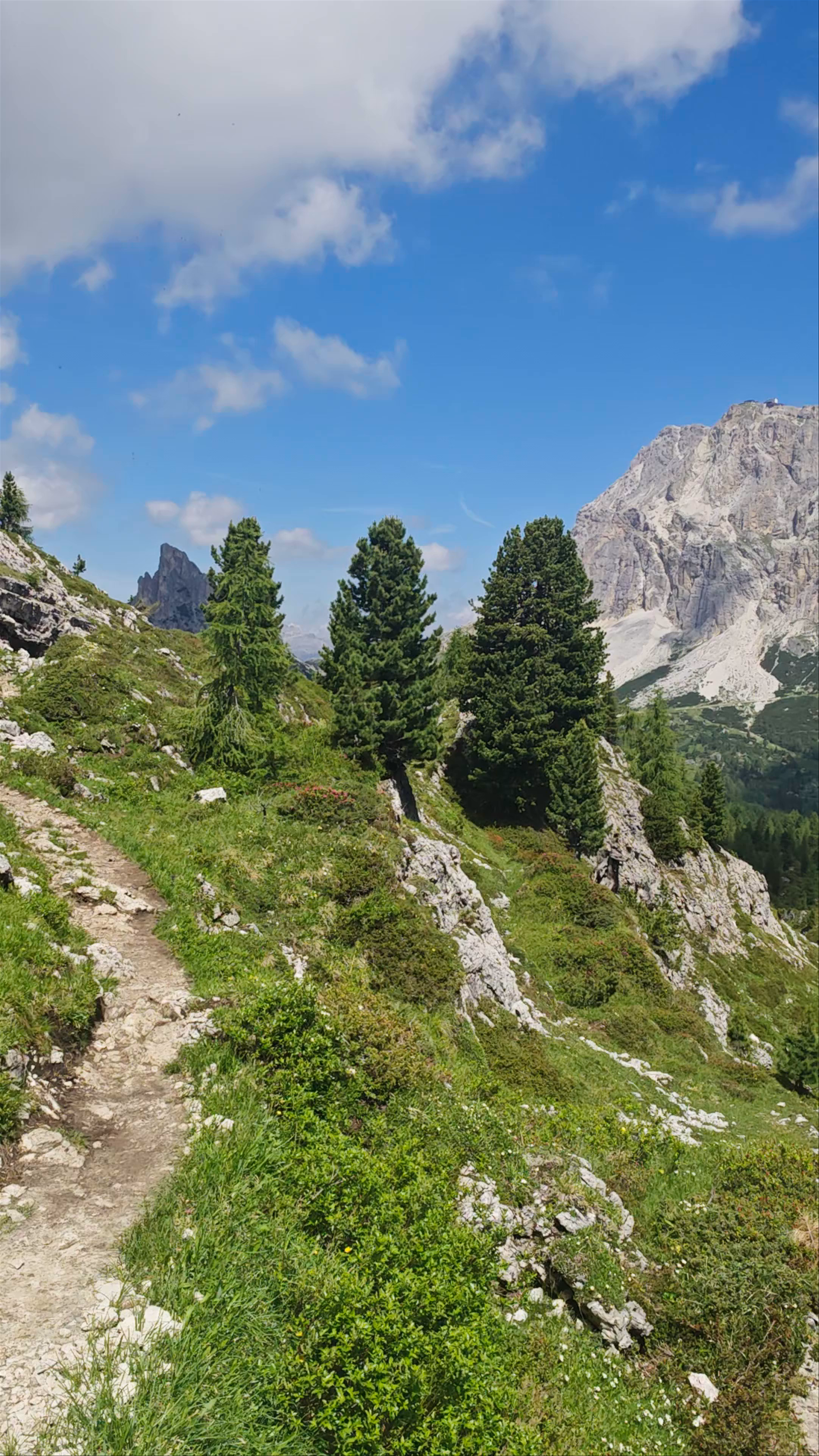 Hiking the Breathtaking Trails of Croda Negra, Dolomites
