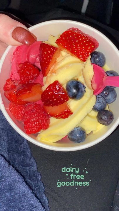 Smart Cow Yogurt Bar - Ice Cream & Frozen Yogurt Near Me - Menomonee Falls, Wisconsin