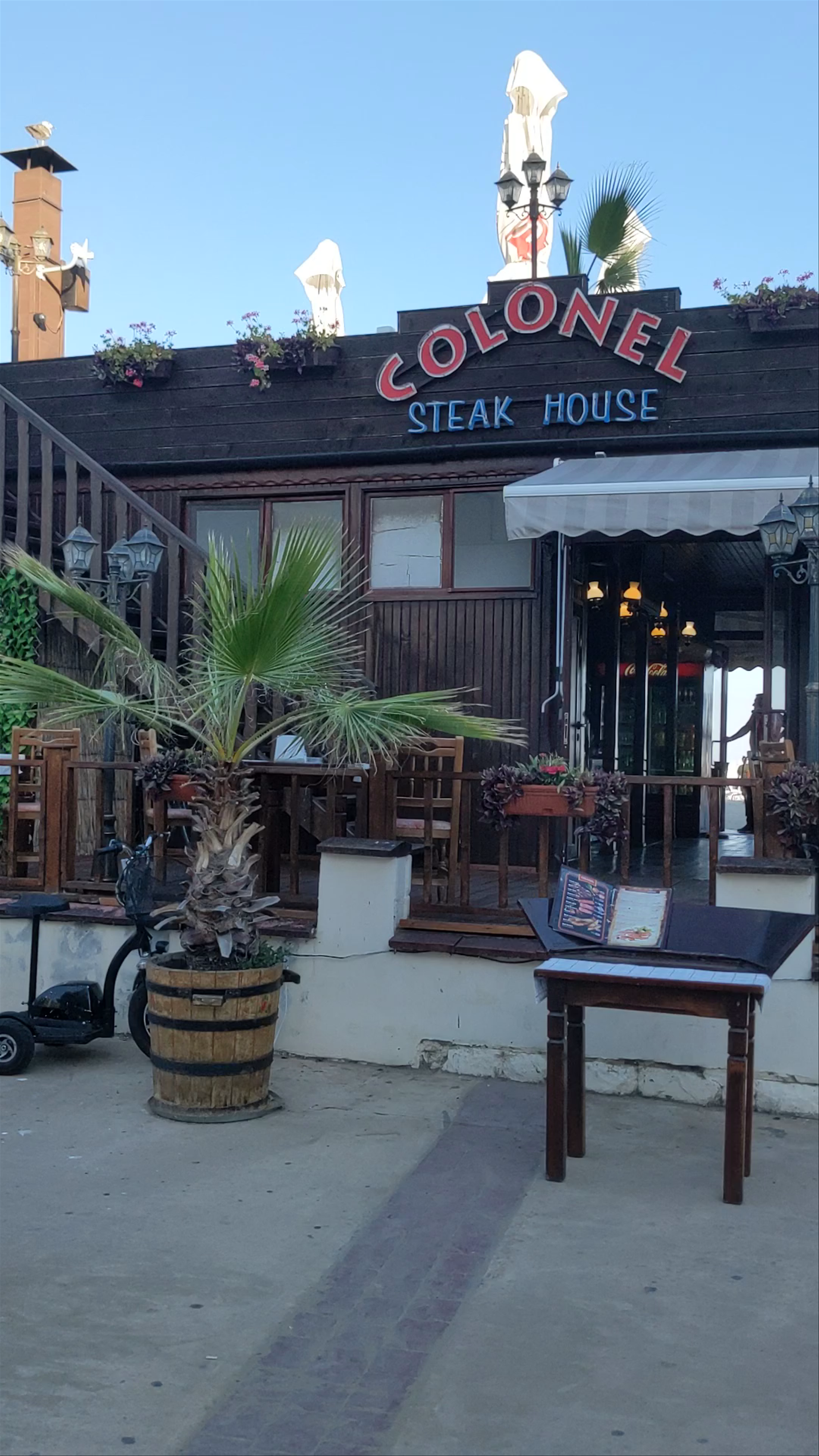 Sunny Beach Plaza، Sunny Beach