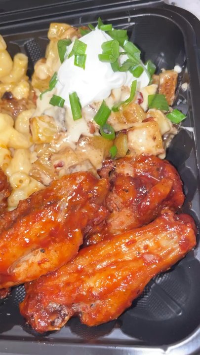 Da Munchiezz Catering - Caterers Near Me