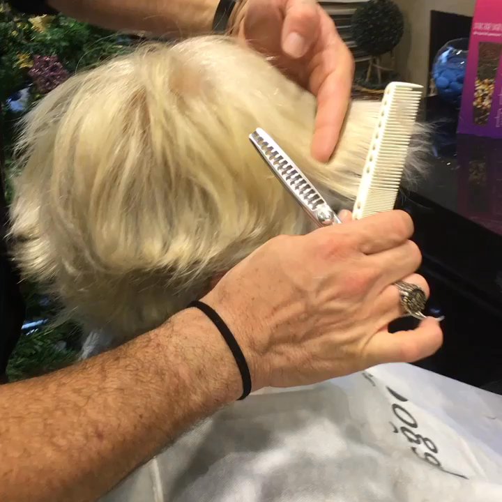 Ediz Doğan - Hair Salons Near Me - Istanbul, 34