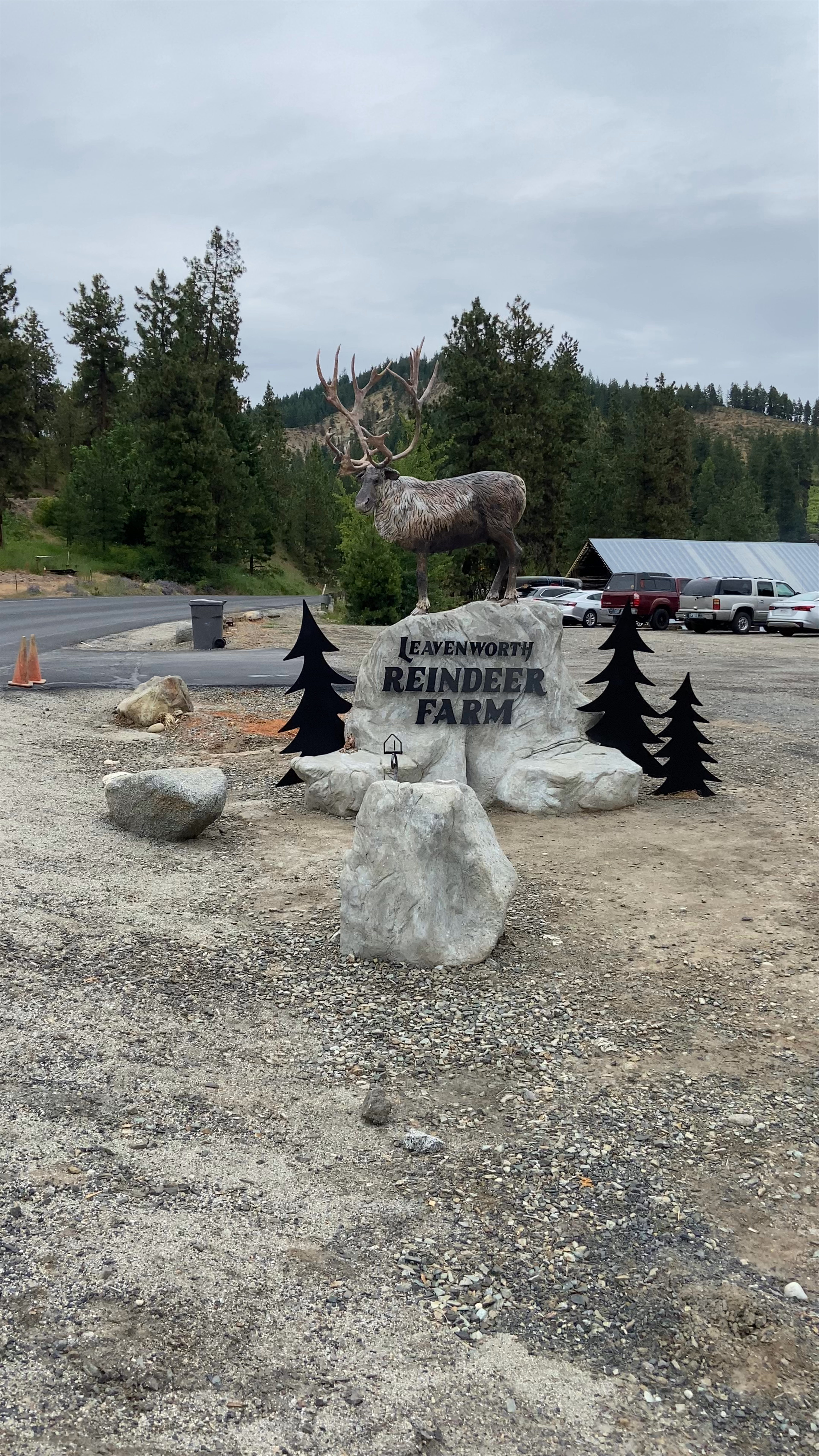 Leavenworth Reindeer Farm