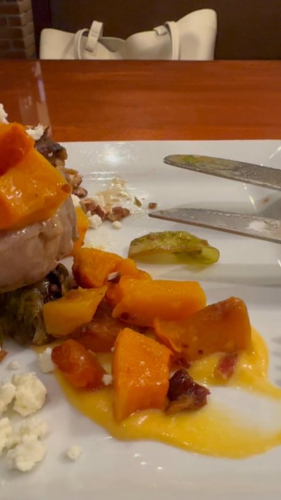 Copper Kettle - Pork chops with great arrangement - Burgers Near Me - Dubuque, Iowa