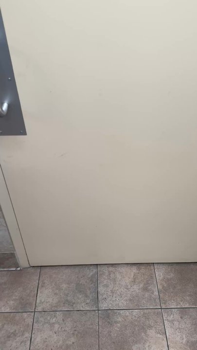 Holiday Stationstore - When you really need to go to the bathroom, don't come to this holiday go to any other one they actually clean the bathroom there. - Gas Stations Near Me - Minneapolis, Minnesota