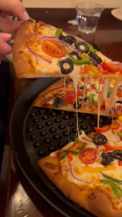 Big Sur Taphouse - Heavenly hippie pizza - Pubs Near Me - Big Sur, California