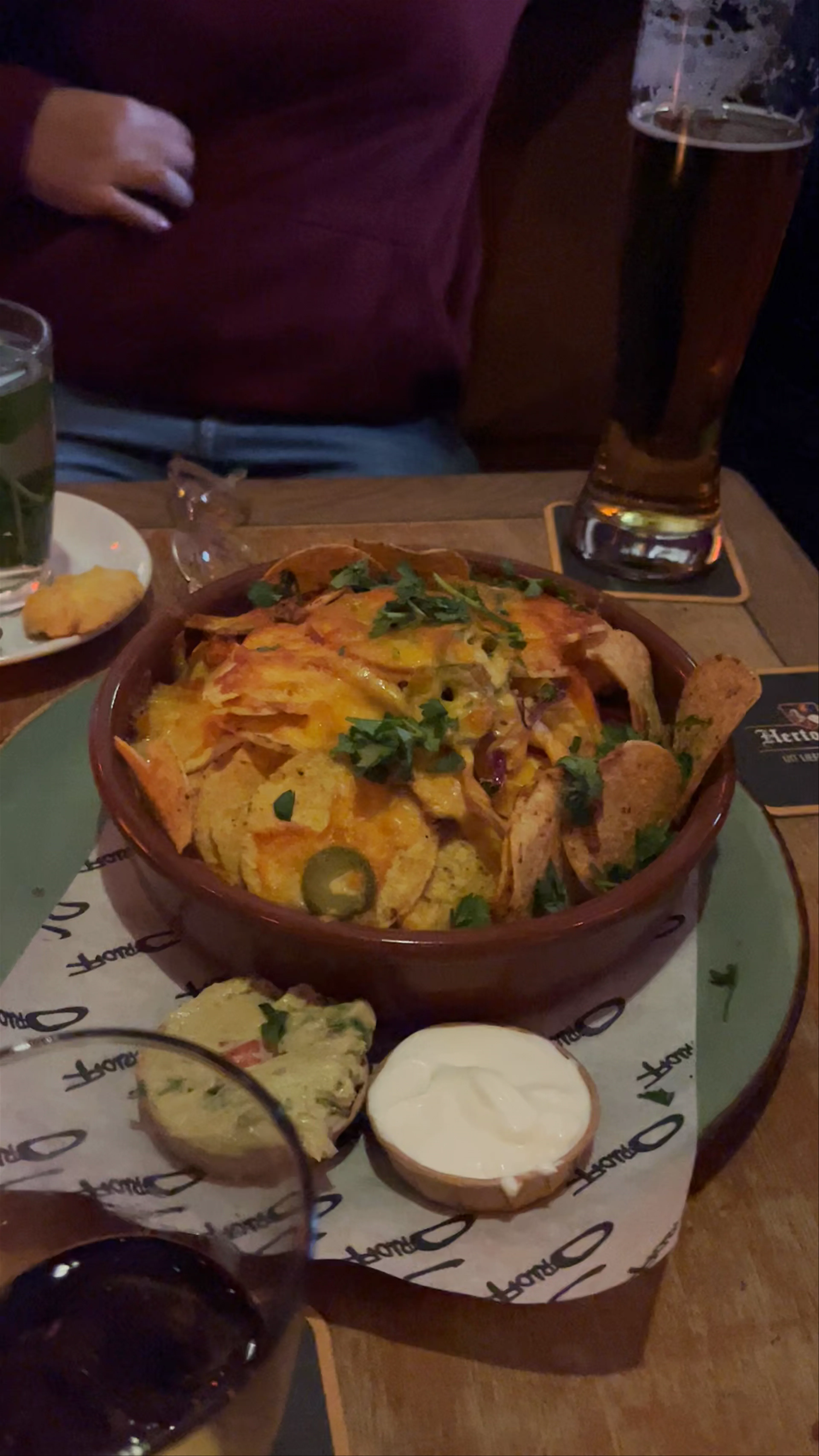 Café Orloff, Donkere Gaard