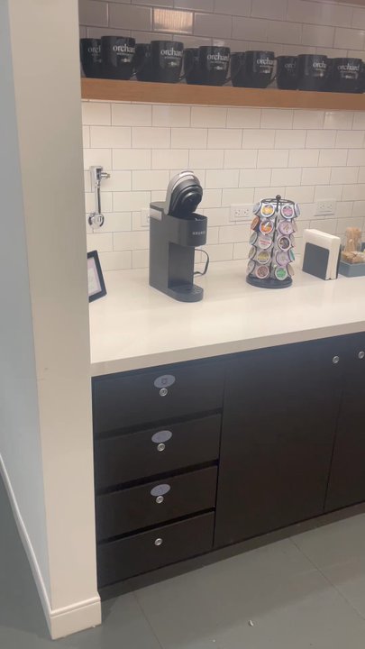 Orchard Workspace by JLL - Complimentary tea and coffee - Shared Office Spaces Near Me - Brooklyn, New York