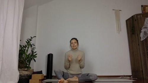 Yin Yoga - side stretching 🌸 🌸