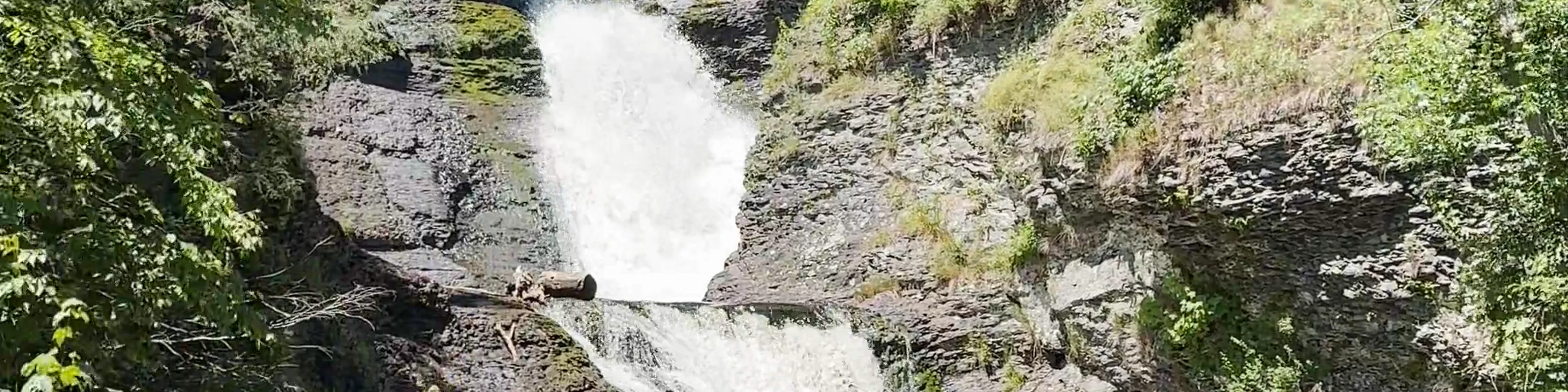 Raymondskill Falls
