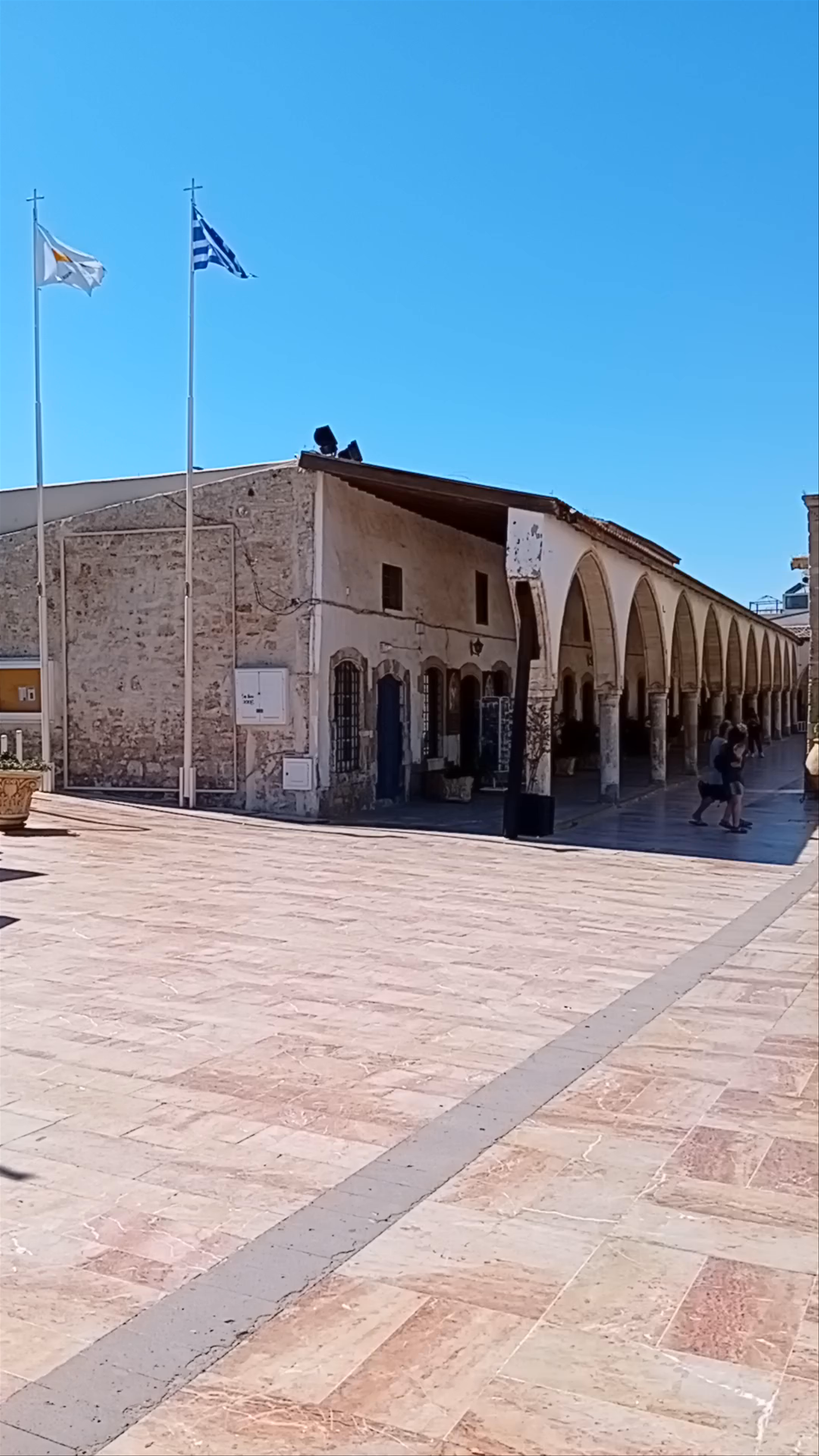 To Perivoli tou Agiou Lazarou