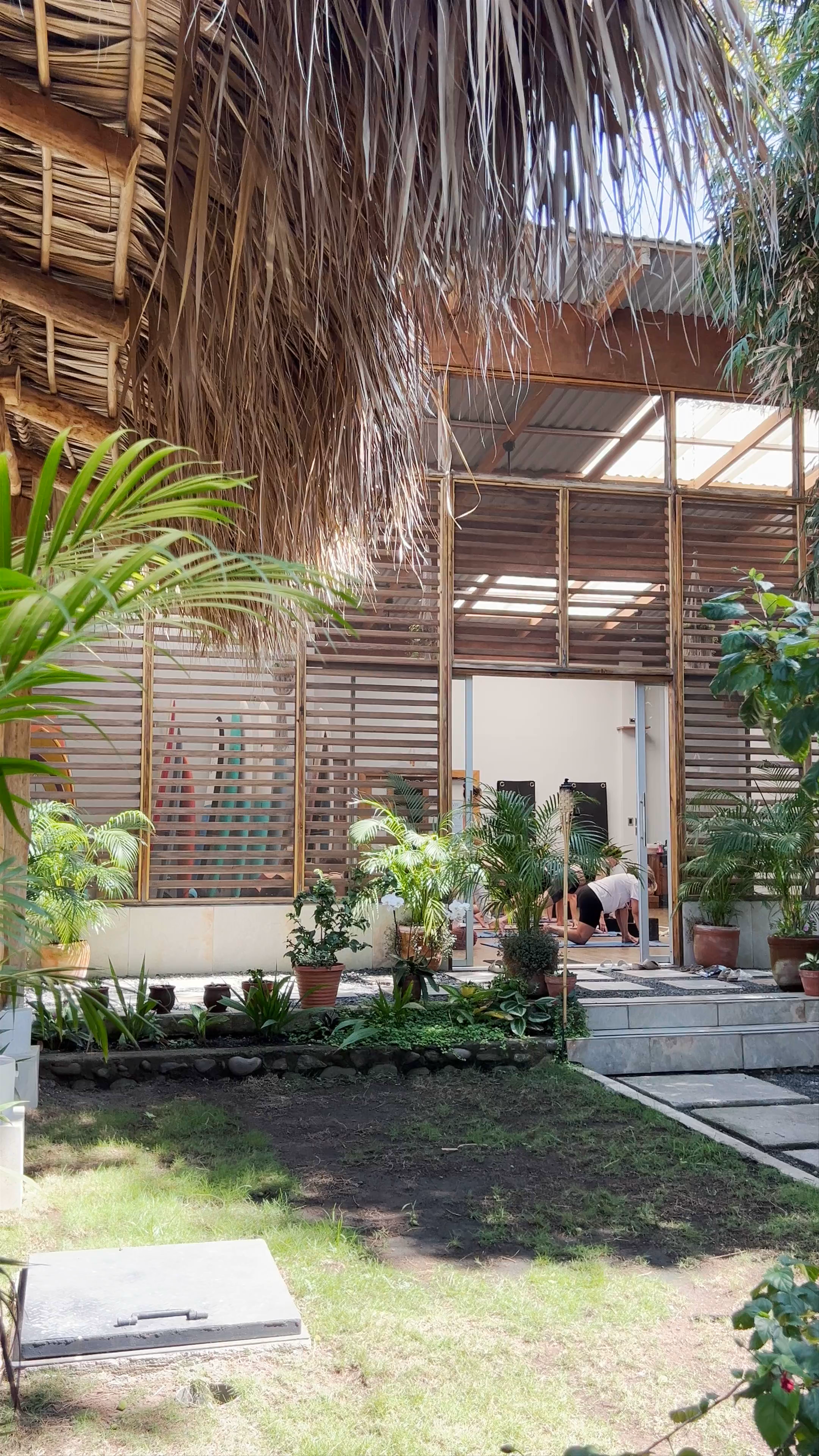 Balancé Surf & Yoga Retreat