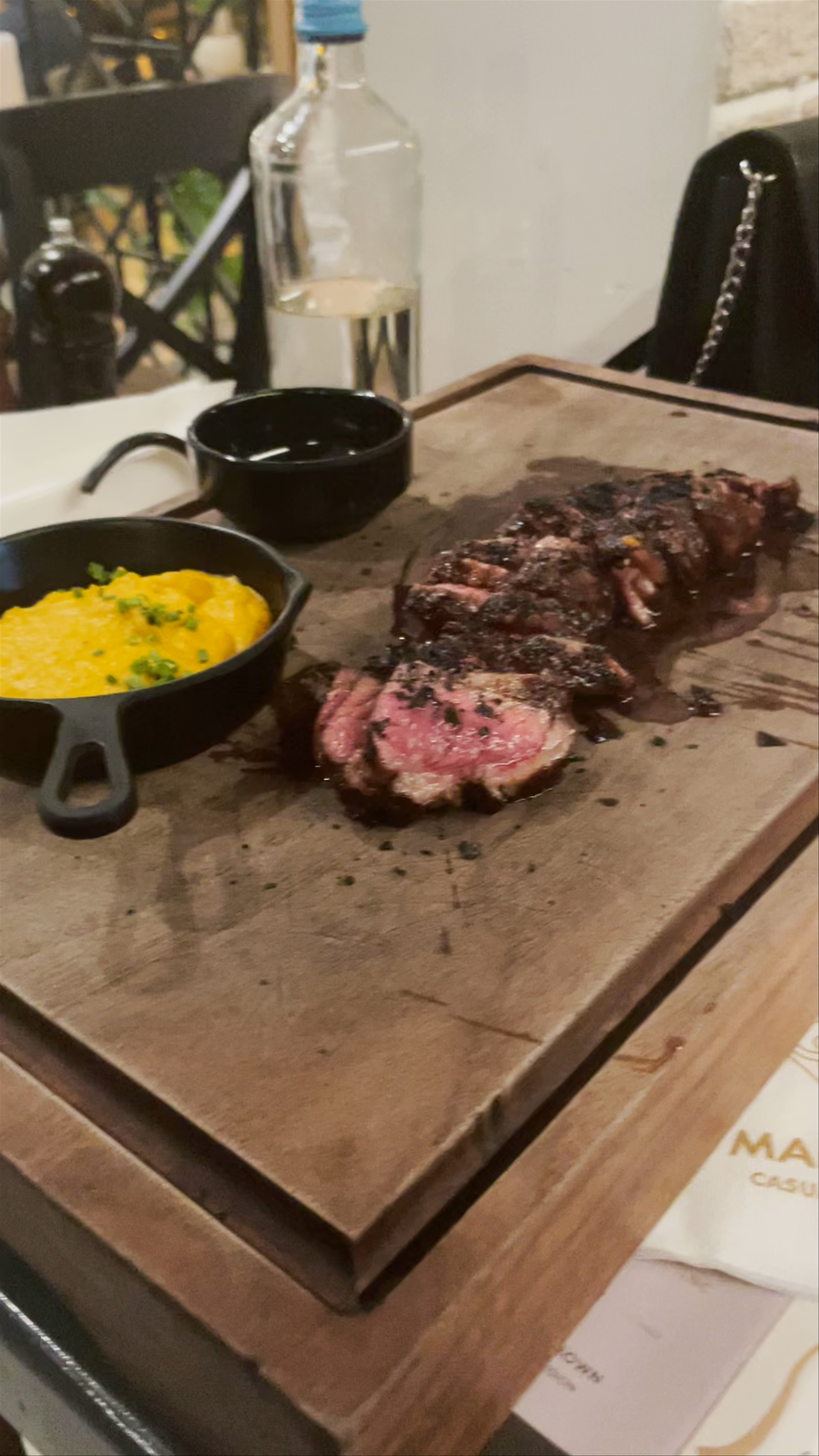 ΜΑΝΤΕΜΙ | Casual Dining