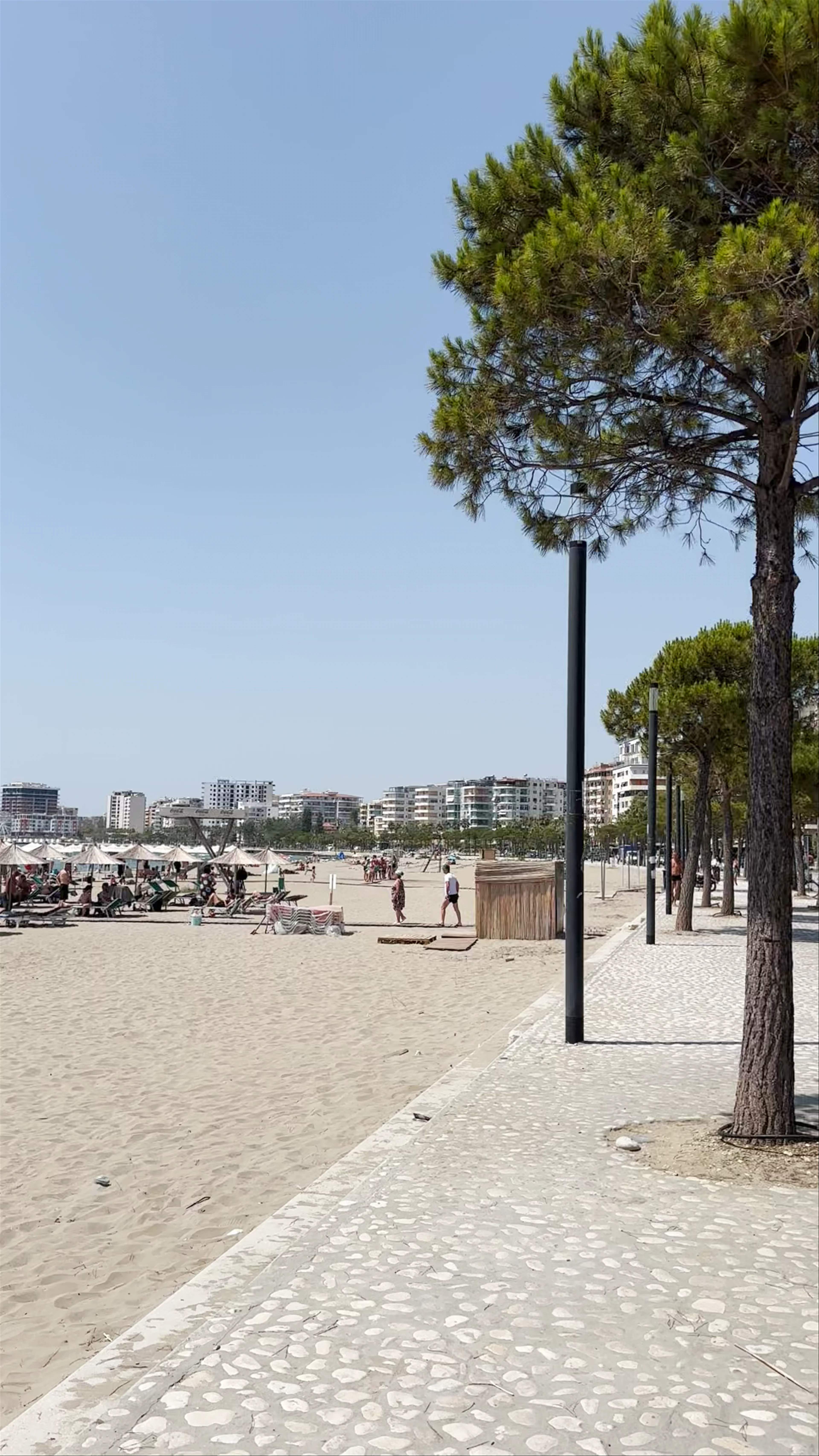 Plazhi te Akademia e Marinës